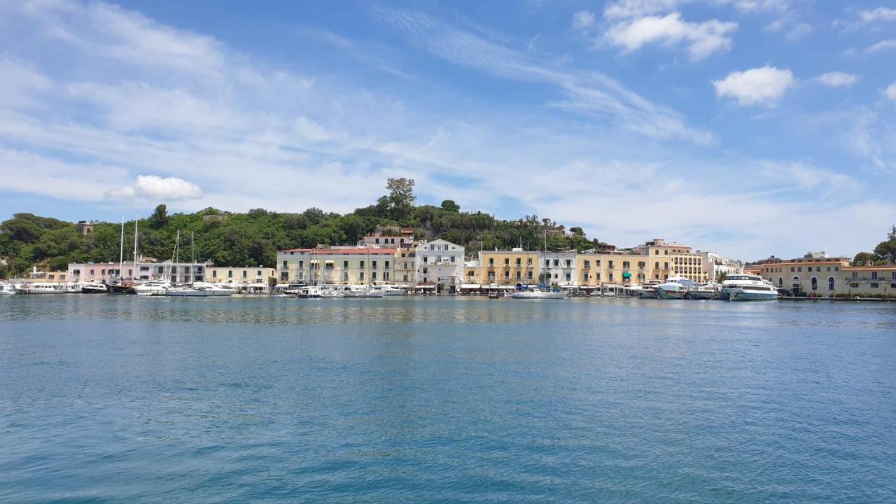 Panorama Da Cartolina Apartment Ischia Luaran gambar